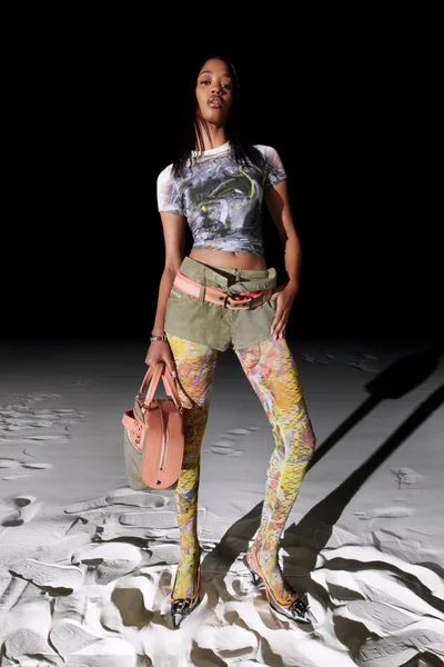 Look 12